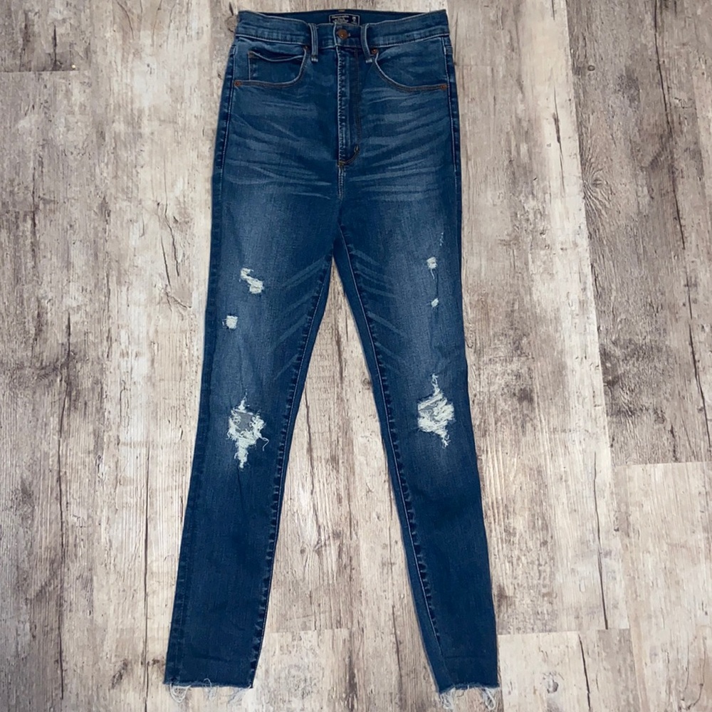 Ultra High Rise Super Skinny Abercrombie Jeans